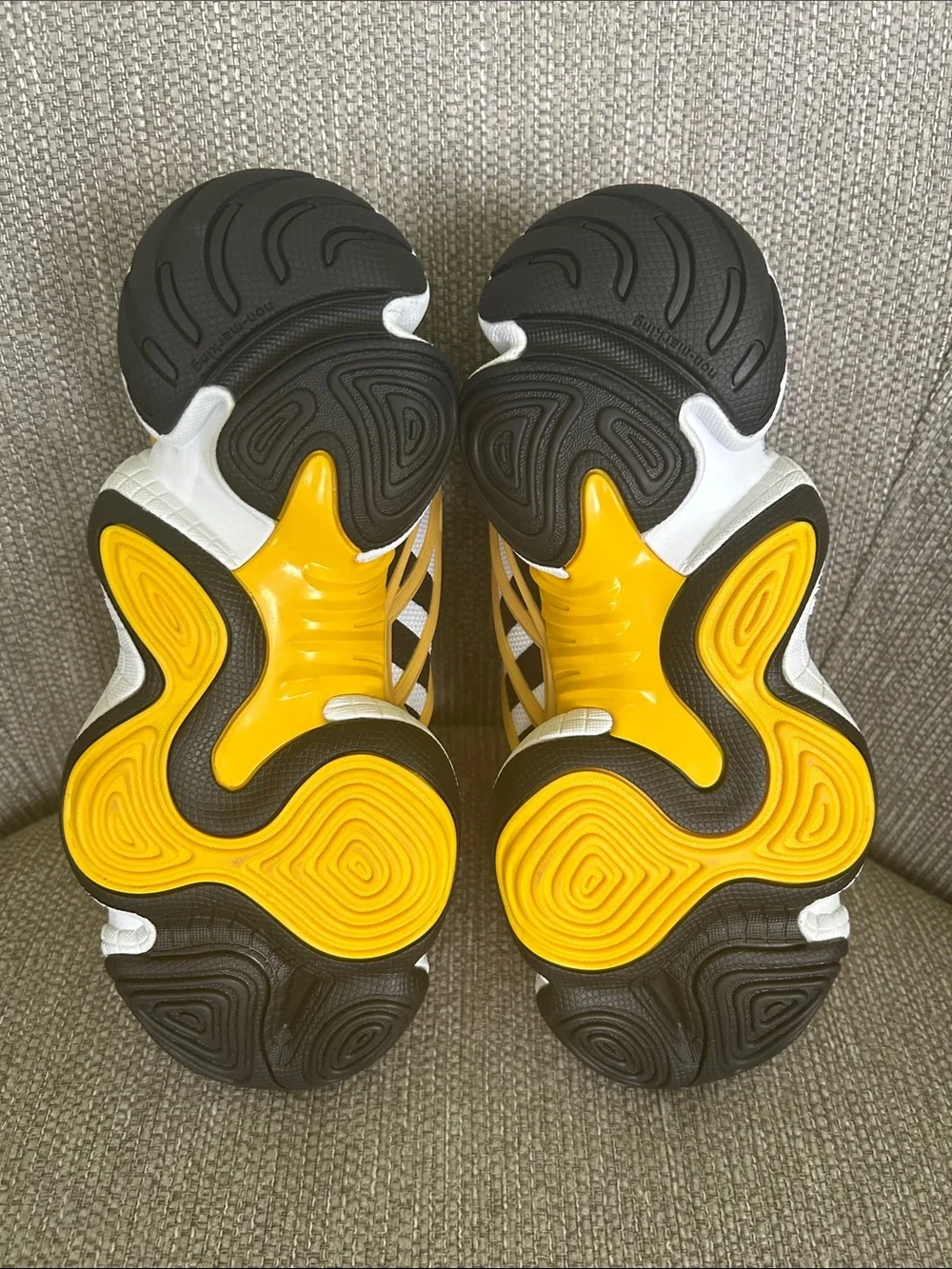 Adidas Intimidation Low Sneakers